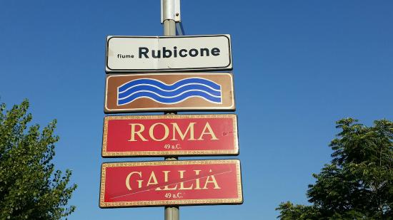 Alea iacta est, “il dado è tratto”